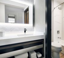 Chicago Marriott Oak Brook Room