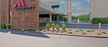 Marriott Tulsa Hotel Southern Hills Exterior