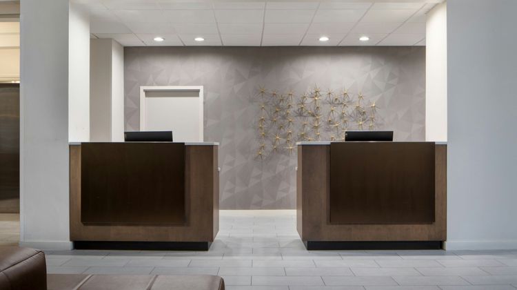 SpringHill Suites Downtown/West End Lobby