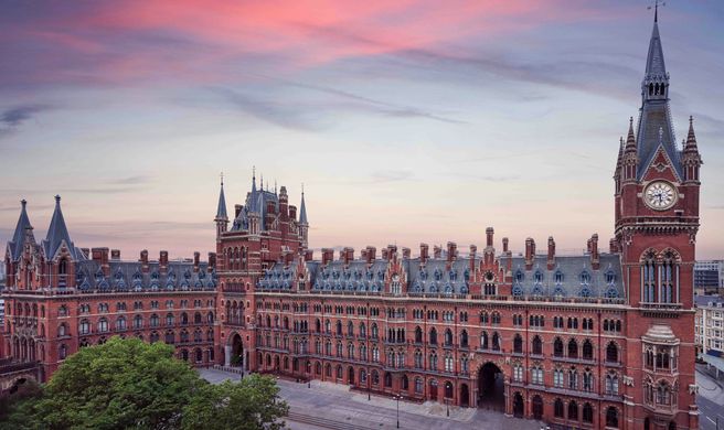 St. Pancras London Exterior