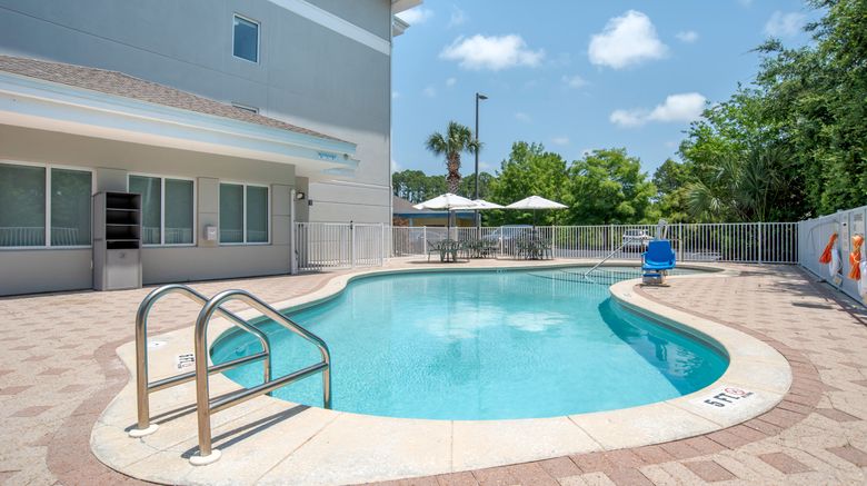 <b>Garner Hotel Panama City Beach Northeast Pool</b>. Images powered by <a href="https://www.leonardoworldwide.com/" title="Leonardo Worldwide" target="_blank">Leonardo</a>.