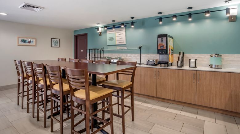 <b>Garner Hotel Panama City Beach Northeast Restaurant</b>. Images powered by <a href="https://www.leonardoworldwide.com/" title="Leonardo Worldwide" target="_blank">Leonardo</a>.