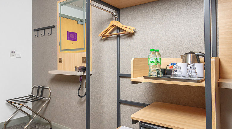 <b>Premier Inn Dubai International Room</b>. Images powered by <a href="https://www.leonardoworldwide.com/" title="Leonardo Worldwide" target="_blank">Leonardo</a>.
