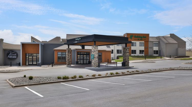 Holiday Inn Hotel Coralville Iowa City Exterior