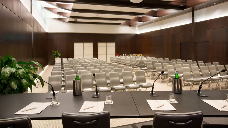 <b>Starhotels Excelsior Meeting</b>. Images powered by <a href="https://www.leonardoworldwide.com/" title="Leonardo Worldwide" target="_blank">Leonardo</a>.