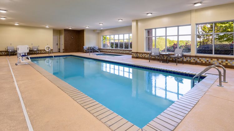 Holiday Inn Express Hotel & Suites Pool