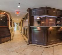 Inn On The Lake Lobby