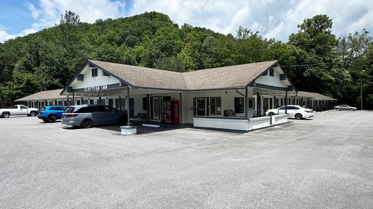 Scottish Inn Maggie Valley Exterior