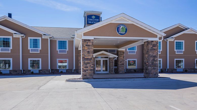 <b>Cobblestone Inn & Suites Altamont Exterior</b>. Images powered by <a href="https://www.leonardoworldwide.com/" title="Leonardo Worldwide" target="_blank">Leonardo</a>.