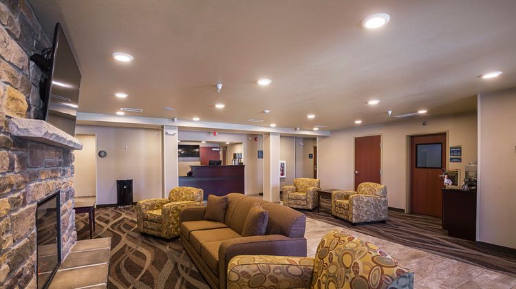 Cobblestone Inn & Suites Altamont Lobby
