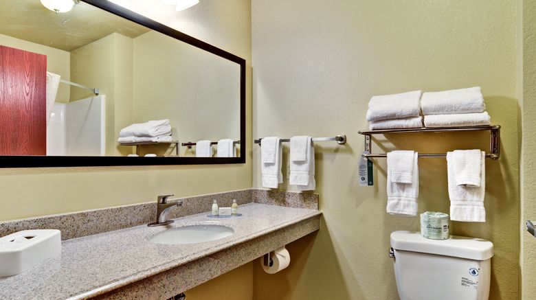 <b>Cobblestone Inn & Suites, Ambridge Room</b>. Images powered by <a href="https://www.leonardoworldwide.com/" title="Leonardo Worldwide" target="_blank">Leonardo</a>.