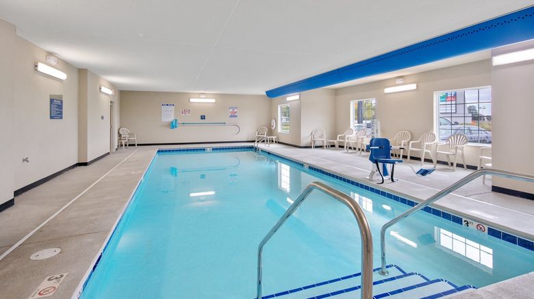 <b>Cobblestone Hotel & Suites Pool</b>. Images powered by <a href="https://www.leonardoworldwide.com/" title="Leonardo Worldwide" target="_blank">Leonardo</a>.