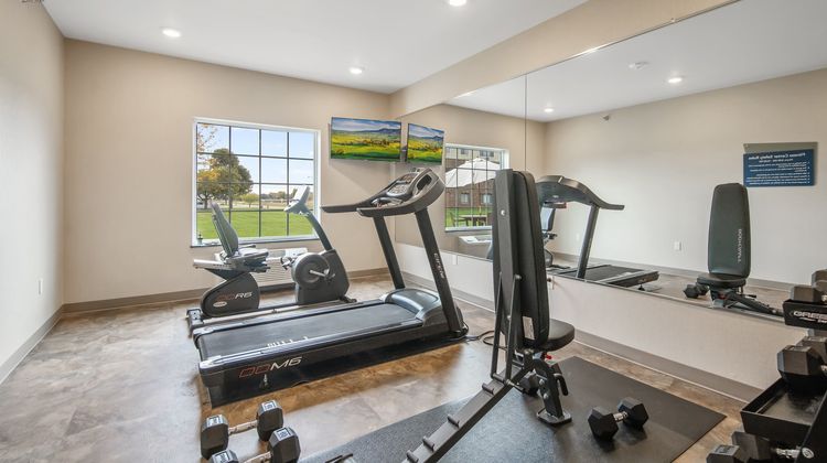 Cobblestone Hotel & Suites Health Club
