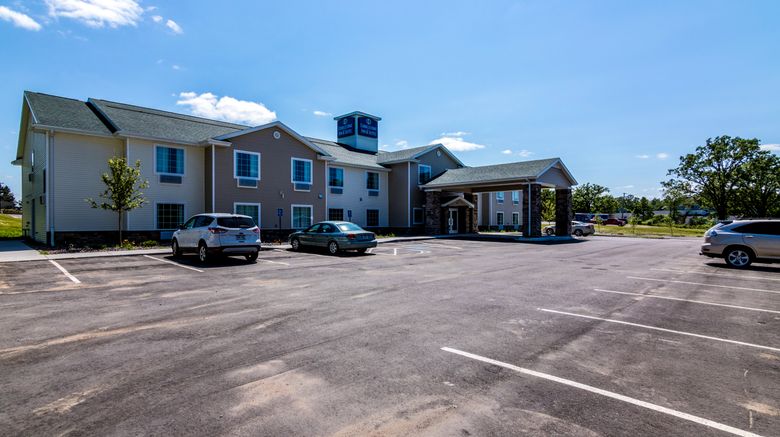 <b>Cobblestone Inn & Suites Barron Exterior</b>. Images powered by <a href="https://www.leonardoworldwide.com/" title="Leonardo Worldwide" target="_blank">Leonardo</a>.