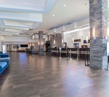Sandman Signature Hotel & Rst Vancouver Lobby
