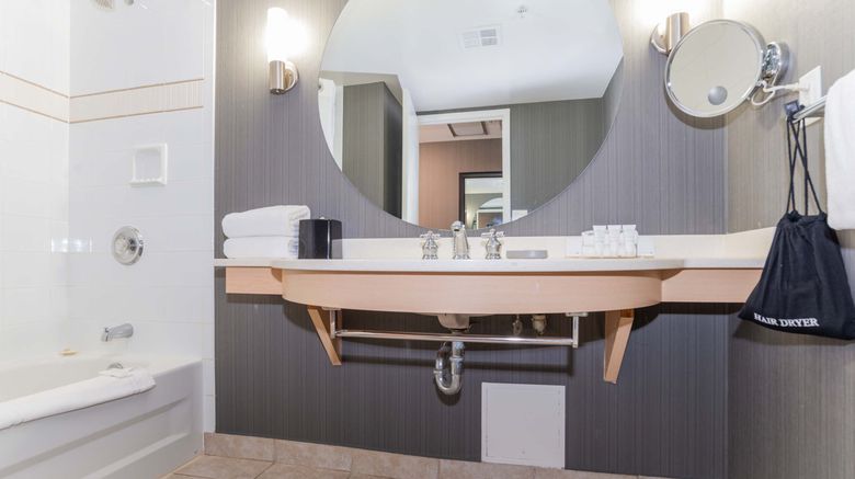 <b>Sandman Signature Hotel & Rst Vancouver Room</b>. Images powered by <a href="https://www.leonardoworldwide.com/" title="Leonardo Worldwide" target="_blank">Leonardo</a>.