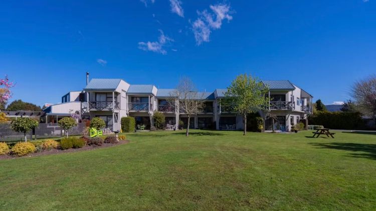 Explorer Motel Exterior
