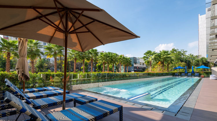 Maitria Hotel Rama 9 Bangkok Pool