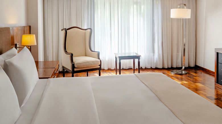<b>Yacht and Golf Club Paraguay Suite</b>. Images powered by <a href="https://www.leonardoworldwide.com/" title="Leonardo Worldwide" target="_blank">Leonardo</a>.