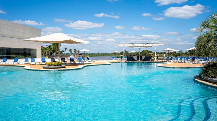 Yacht and Golf Club Paraguay Pool