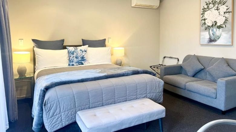 <b>Ashbrook Motel Suite</b>. Images powered by <a href="https://www.leonardoworldwide.com/" title="Leonardo Worldwide" target="_blank">Leonardo</a>.