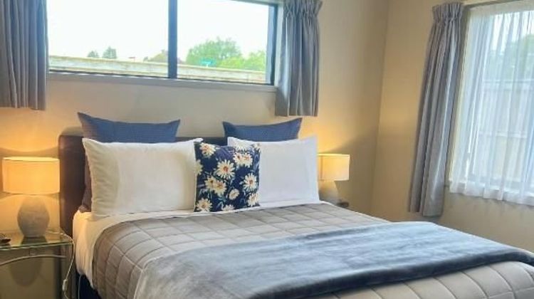 Ashbrook Motel Suite