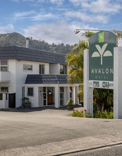 Avalon Motel