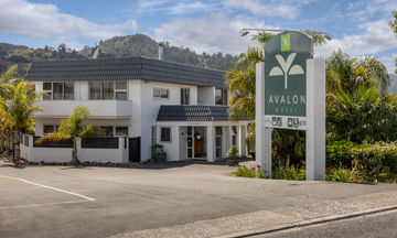 Avalon Motel