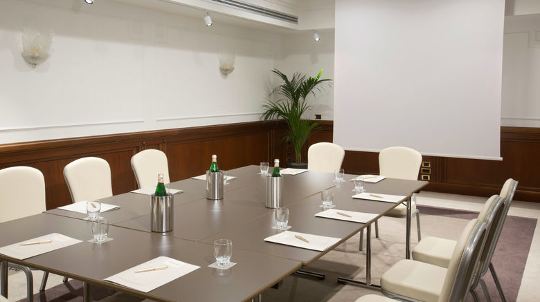 <b>Starhotels Majestic Meeting</b>. Images powered by <a href="https://www.leonardoworldwide.com/" title="Leonardo Worldwide" target="_blank">Leonardo</a>.