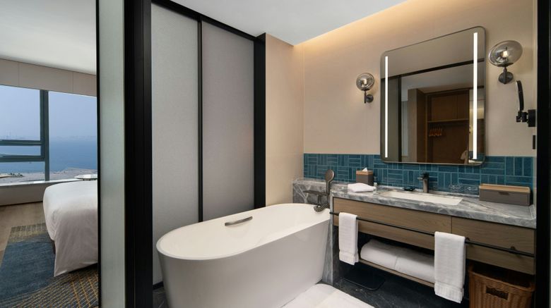 <b>Four Points Dalian Donggang Room</b>. Images powered by <a href="https://www.leonardoworldwide.com/" title="Leonardo Worldwide" target="_blank">Leonardo</a>.