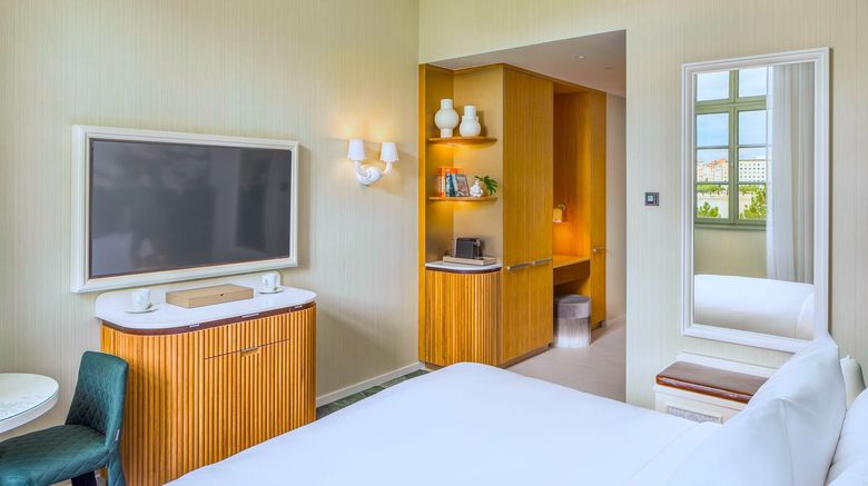 <b>Kimpton BEM Budapest Room</b>. Images powered by <a href="https://www.leonardoworldwide.com/" title="Leonardo Worldwide" target="_blank">Leonardo</a>.