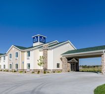 Cobblestone Inn & Suites Cambridge Exterior