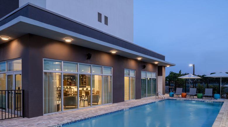 <b>EVEN Hotel Sweetwater Doral Pool</b>. Images powered by <a href="https://www.leonardoworldwide.com/" title="Leonardo Worldwide" target="_blank">Leonardo</a>.