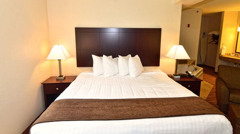 <b>Cobblestone Inn & Suites Clarion Suite</b>. Images powered by <a href="https://www.leonardoworldwide.com/" title="Leonardo Worldwide" target="_blank">Leonardo</a>.