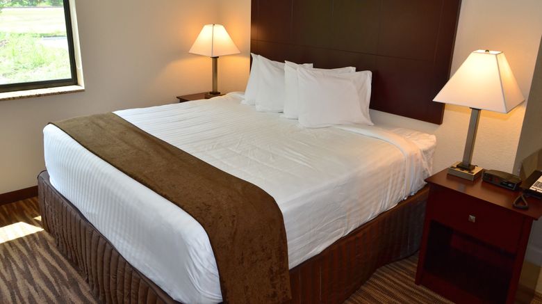 <b>Cobblestone Inn & Suites Clarion Suite</b>. Images powered by <a href="https://www.leonardoworldwide.com/" title="Leonardo Worldwide" target="_blank">Leonardo</a>.
