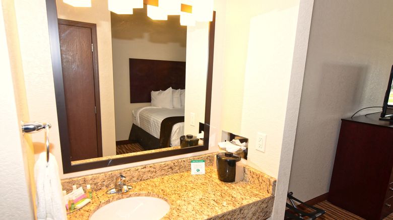 <b>Cobblestone Inn & Suites Clarion Room</b>. Images powered by <a href="https://www.leonardoworldwide.com/" title="Leonardo Worldwide" target="_blank">Leonardo</a>.