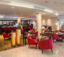 Plaza Premium Wien Exterior