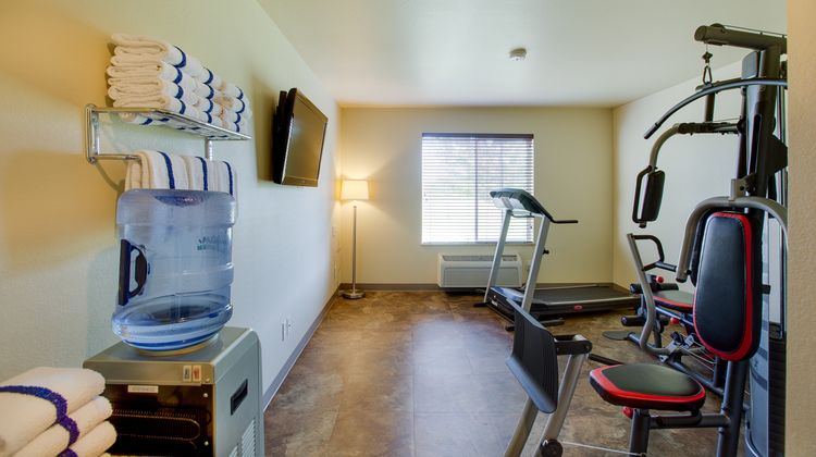 Cobblestone Inn & Suites Health Club
