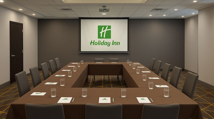 Holiday Inn & Suites Mississauga Meeting