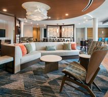 SpringHill Suites Mount Laurel Cherry Hi Lobby