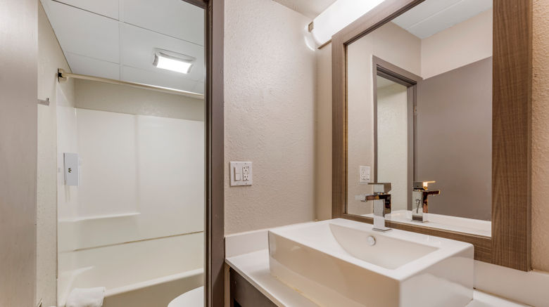 <b>Red Roof Inn Bourbonnais Room</b>. Images powered by <a href="https://www.leonardoworldwide.com/" title="Leonardo Worldwide" target="_blank">Leonardo</a>.