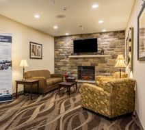 Cobblestone Hotel & Suites Erie Lobby