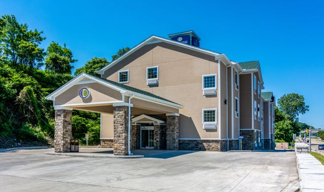 Cobblestone Hotel & Suites Erie Exterior