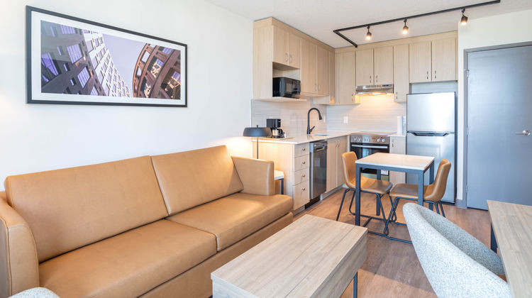 Sandman Suites on Davie Vancouver Room