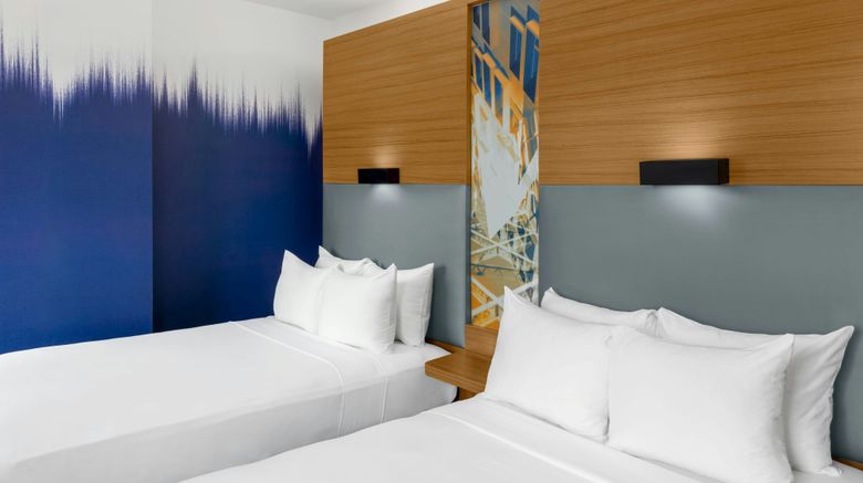 <b>aloft New York Brooklyn Room</b>. Images powered by <a href="https://www.leonardoworldwide.com/" title="Leonardo Worldwide" target="_blank">Leonardo</a>.