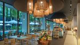 La Green Hotel & Residence Restaurant
