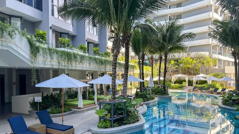 <b>La Green Hotel & Residence Pool</b>. Images powered by <a href="https://www.leonardoworldwide.com/" title="Leonardo Worldwide" target="_blank">Leonardo</a>.