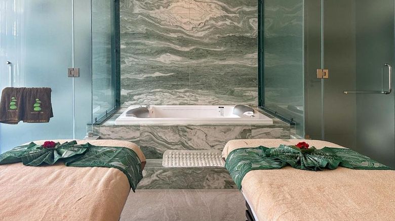 <b>La Green Hotel & Residence Spa</b>. Images powered by <a href="https://www.leonardoworldwide.com/" title="Leonardo Worldwide" target="_blank">Leonardo</a>.