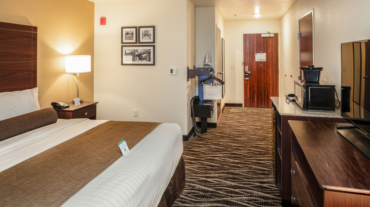Cobblestone Inn & Suites Fairfield Bay Room