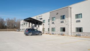 Cobblestone Inn & Suites